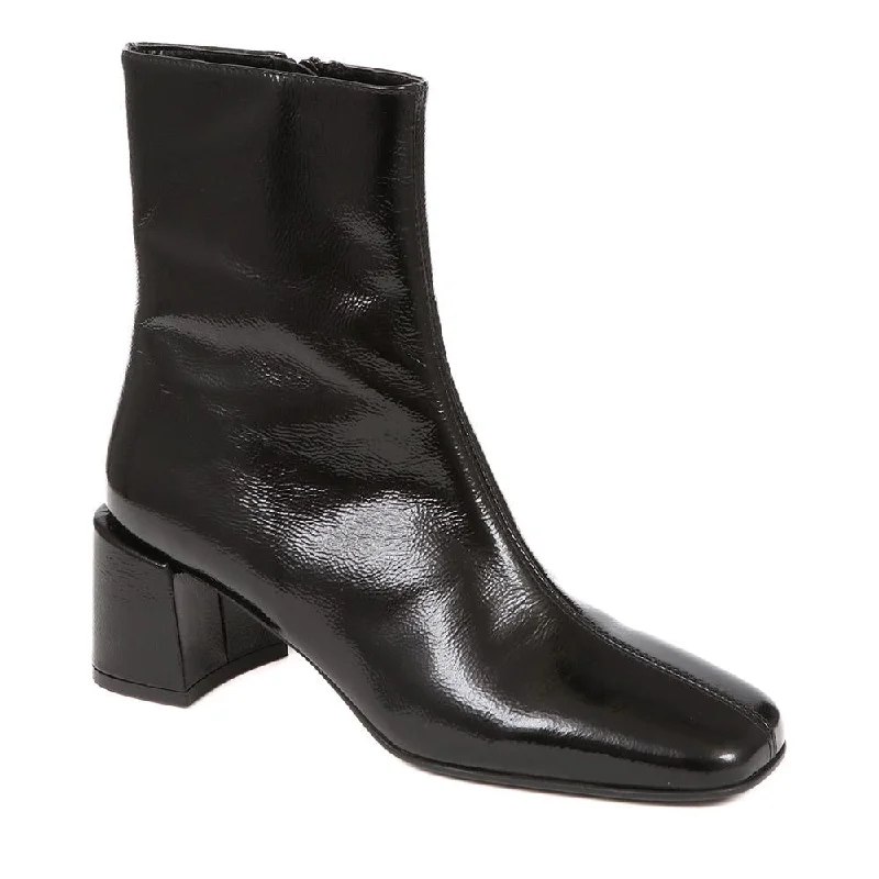 Leather men's casual shoes with a scuffed finishLAREINA Patent Block Heeled Ankle Boots - LAREINA / 324 366 Leather men's casual shoes with a scuffed finishLAREINA Patent Block Heeled Ankle Boots - LAREINA / 324 366