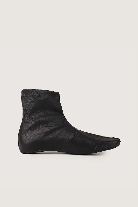 Men's plush slippers with a faux fur liningFull Grain Stretchable Leather Socks
