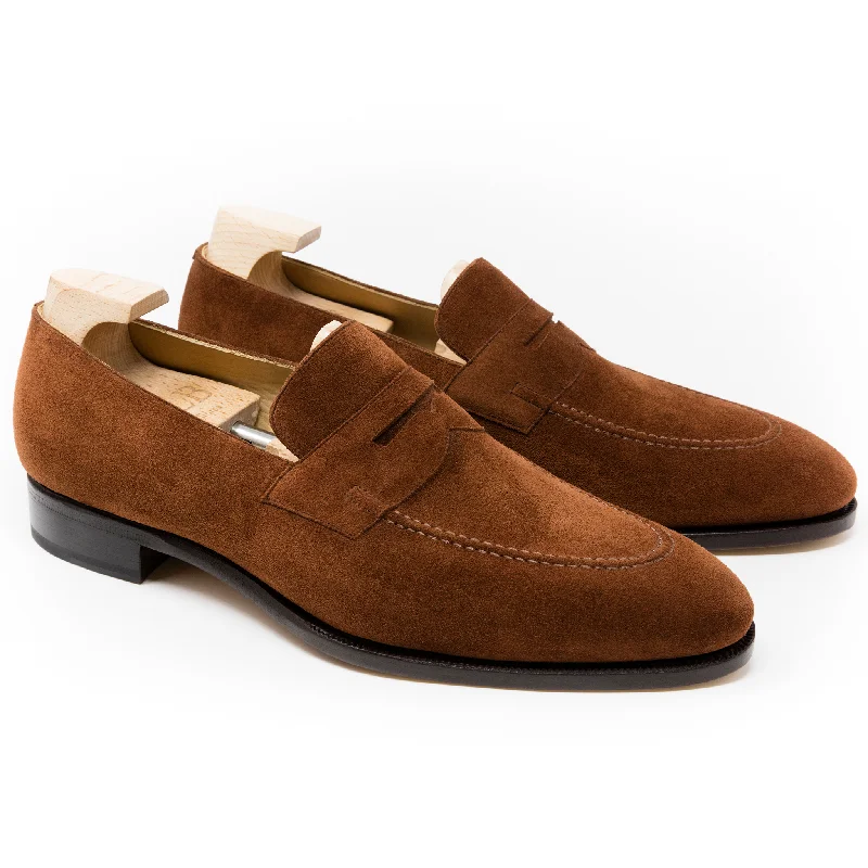 Men's loafers in a neutral color like black or brown117 ARTISTA