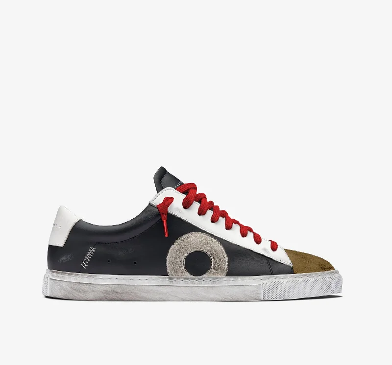 Slip - on men's loafers for easy wearLow 1 | Metropolis