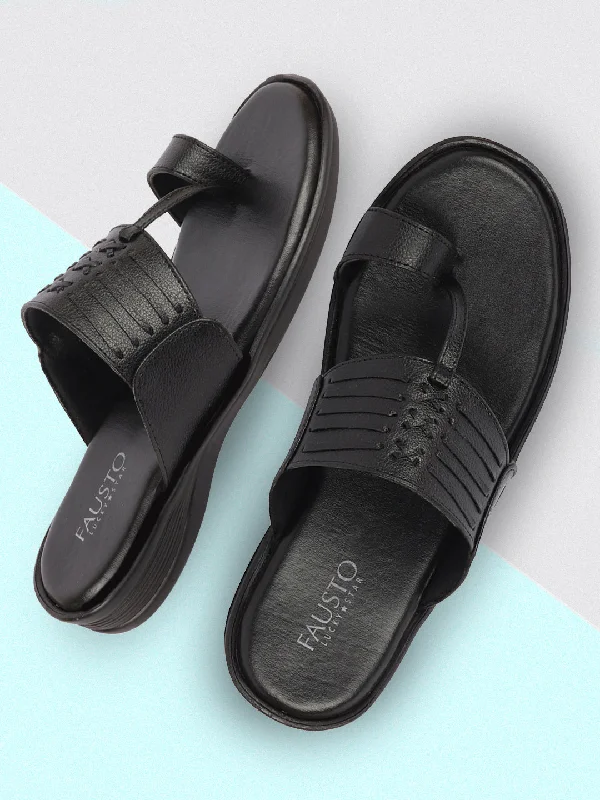 Men's slippers with a stretchy side panel for a better fitMen Black Daily Indoor Outdoor Comfort Stitched Design Kolhapuri Toe Ring Slip On Slipper