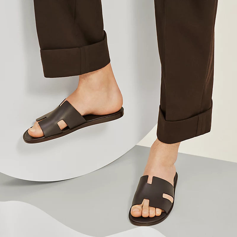 Men's slippers with a padded footbed for all - day comfortMen's H Style Leather Slipper