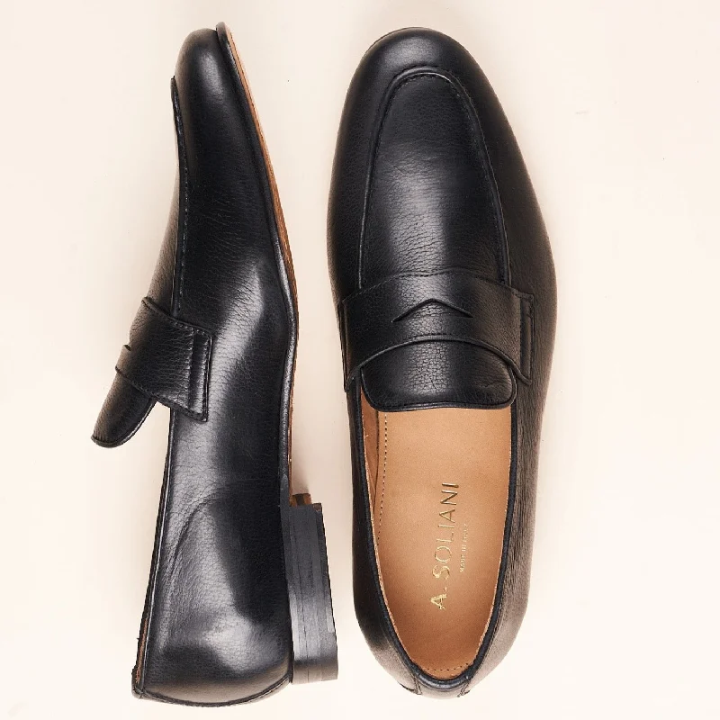 Men's loafers with a perforated leather upper for ventilationTodi - Men's Penny Loafer - Pebbled Black