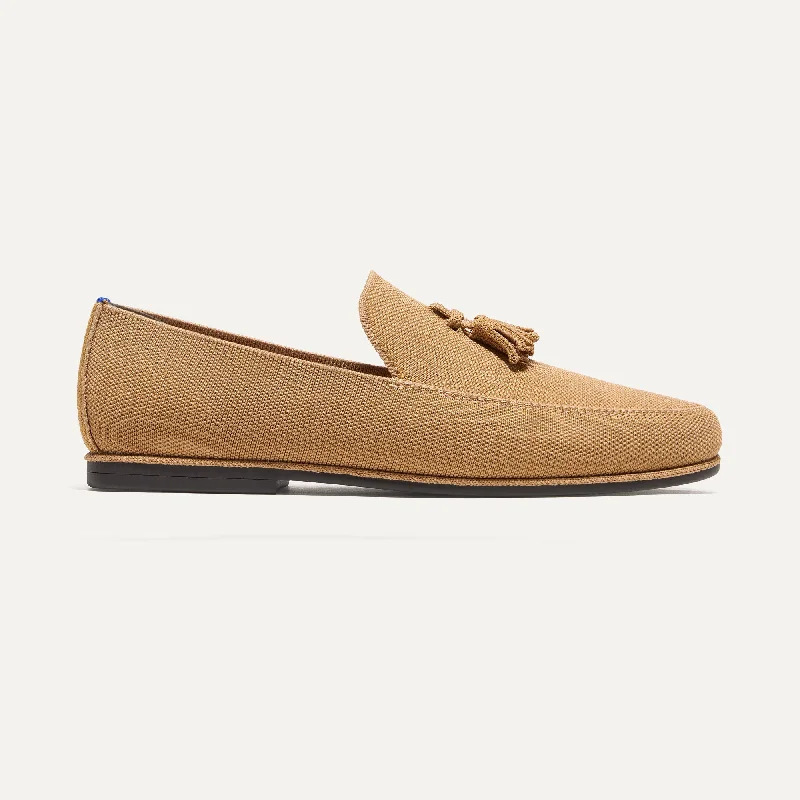 Men's loafers in a neutral color like black or brownThe Ravello Tassel Loafer - Whiskey