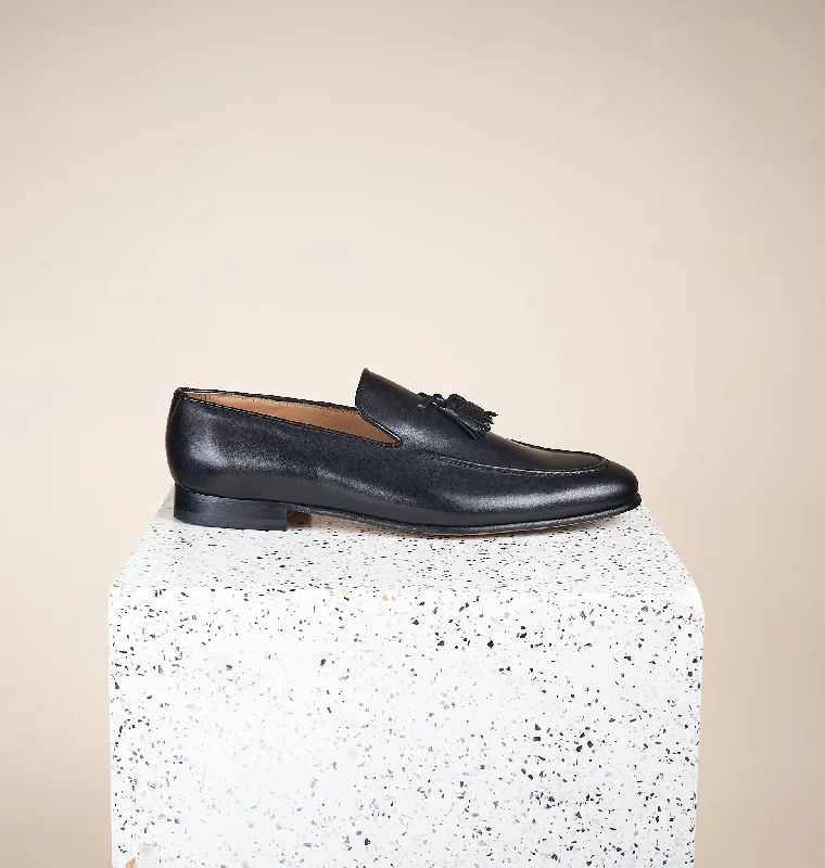 Men's loafers with a cushioned footbedMirto - Men's Tassel Loafer Black Leather
