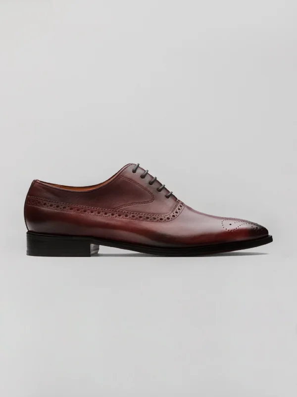 Men's Oxfords with a padded collar for a comfortable fitMateo Oxford - Burgundy