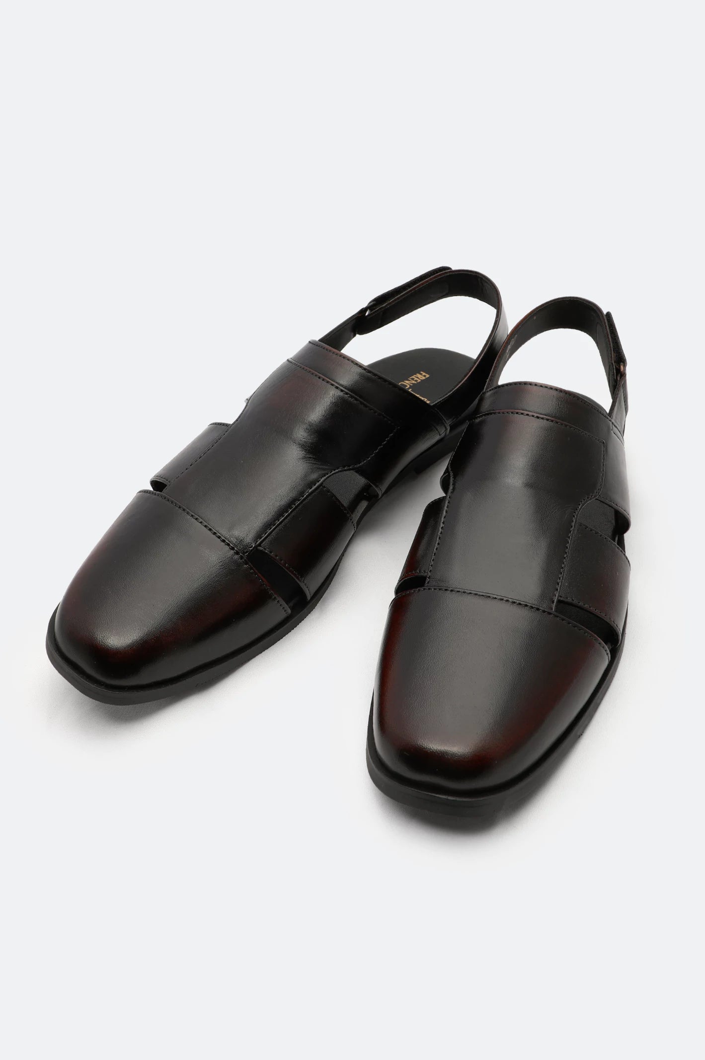 Men's slippers with a leather sole for a classic lookBrown French Emporio Sandal