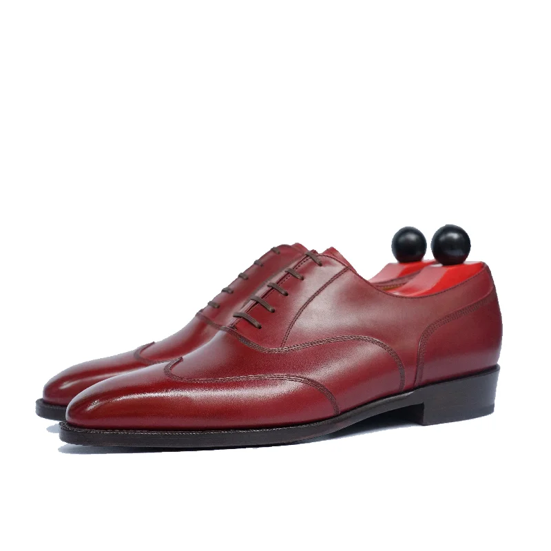 Brogue - perforated men's Oxfords for a traditional lookPullman - Burgundy Calf