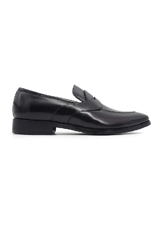Men's loafers with a low - heeled designSimon Carter Penny Loafer