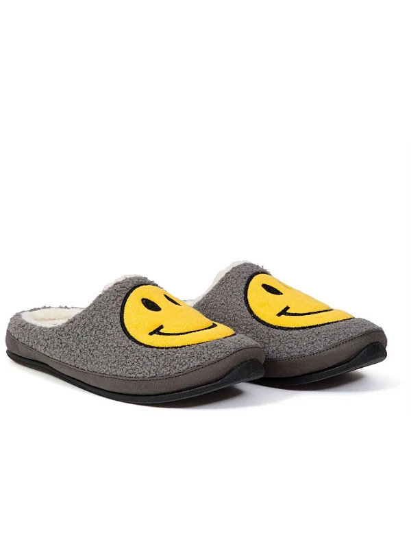 Men's slippers with a stretchy side panel for a better fitSmiley Mens Faux Fur Outdoor Slide Slippers