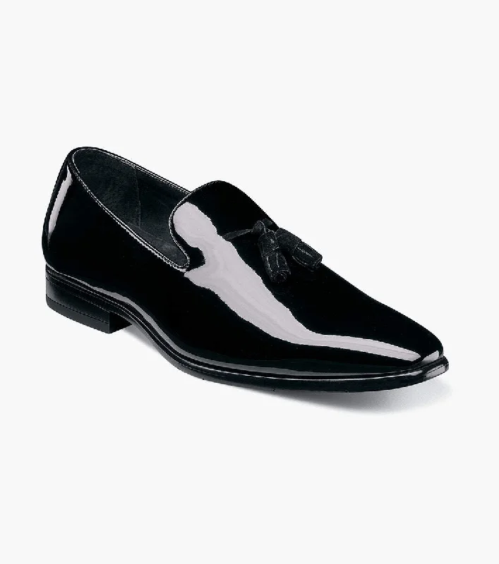 Men's loafers with a contrast stitching detailStacy Adams Phoenix  Plain Toe Tassel Slip On - Black