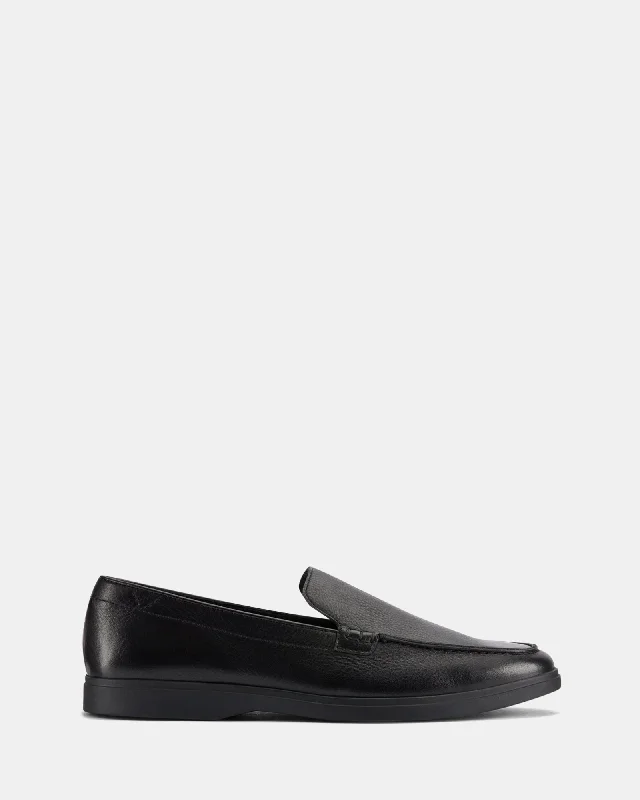 Men's loafers with a pointed toe for a stylish appearanceTorford Easy Black Leather