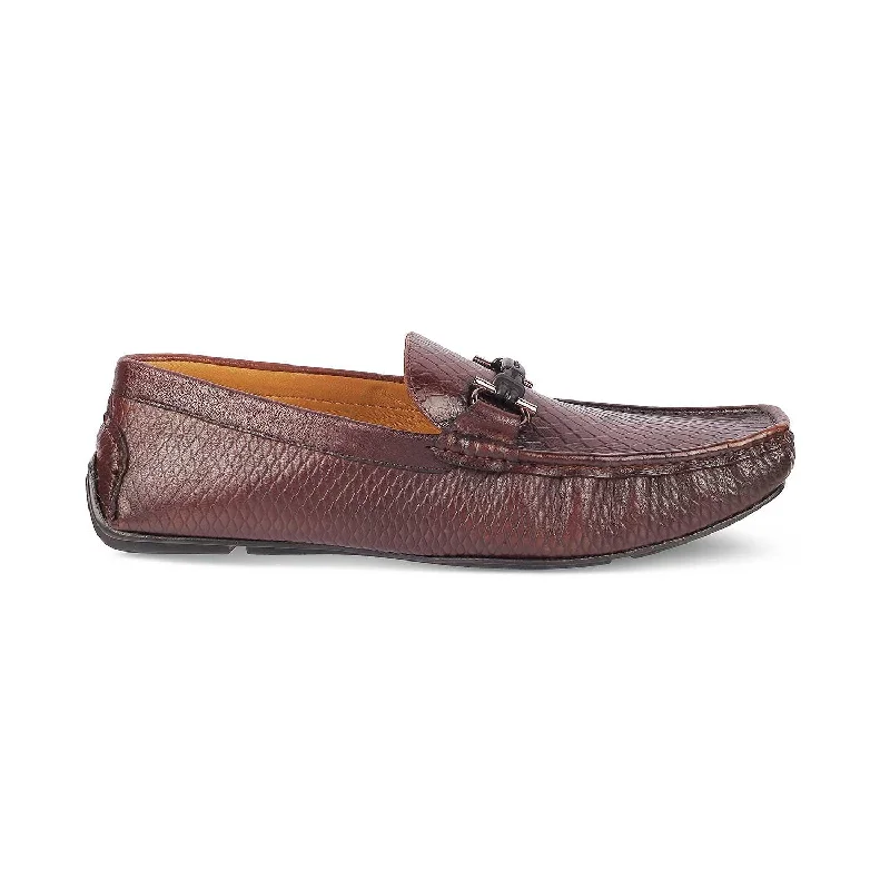 Men's loafers with a smooth leather finishTresmode Ferro Brown Men's Textured Leather Driving Loafers