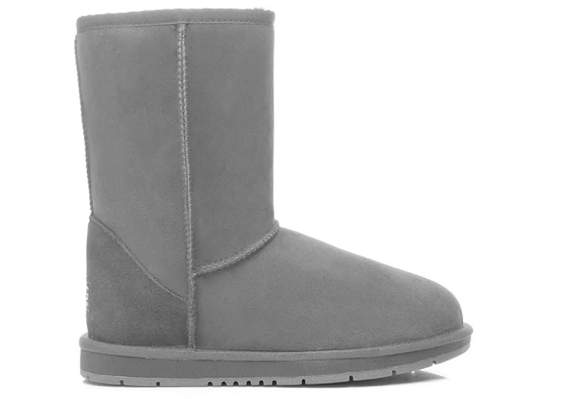 Men's slippers with a shock - absorbing midsoleUGG Australian Shepherd Unisex Short Classic Ugg Boots