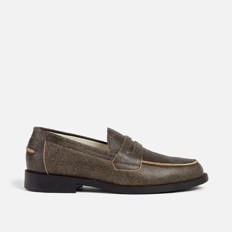 Slip - on men's loafers for easy wearWilde Brown Cracked Leather Penny Loafer - Men's