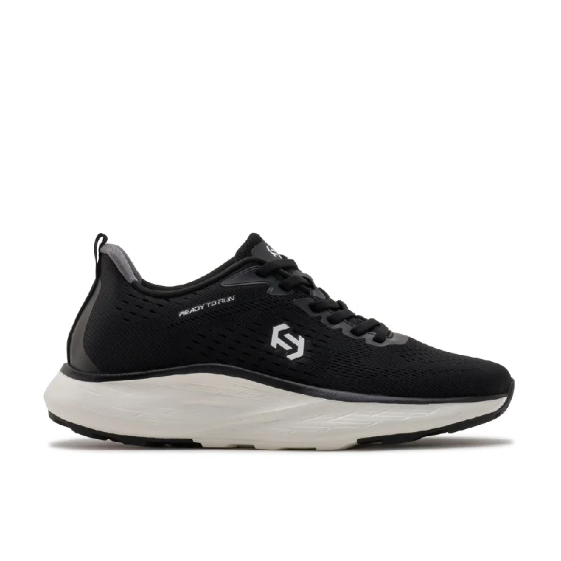 Men's running shoes with a wide toe box for comfortPROPULSION