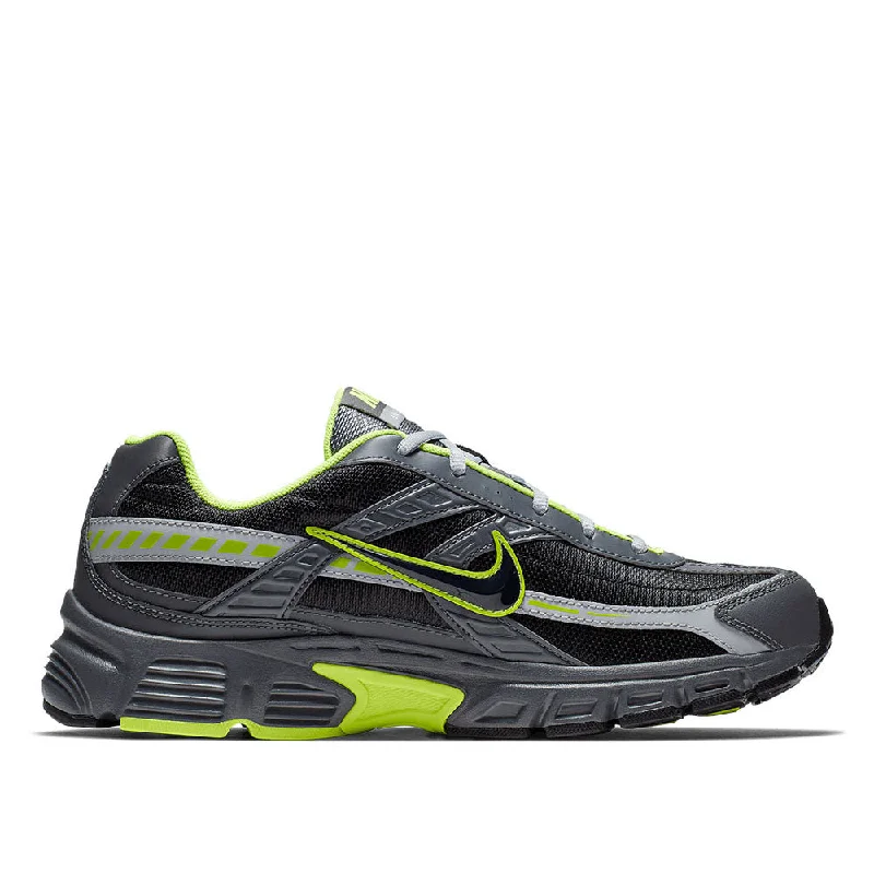 Men's running shoes with a carbon fiber plate for added propulsionNike Men's Initiator Running Shoes