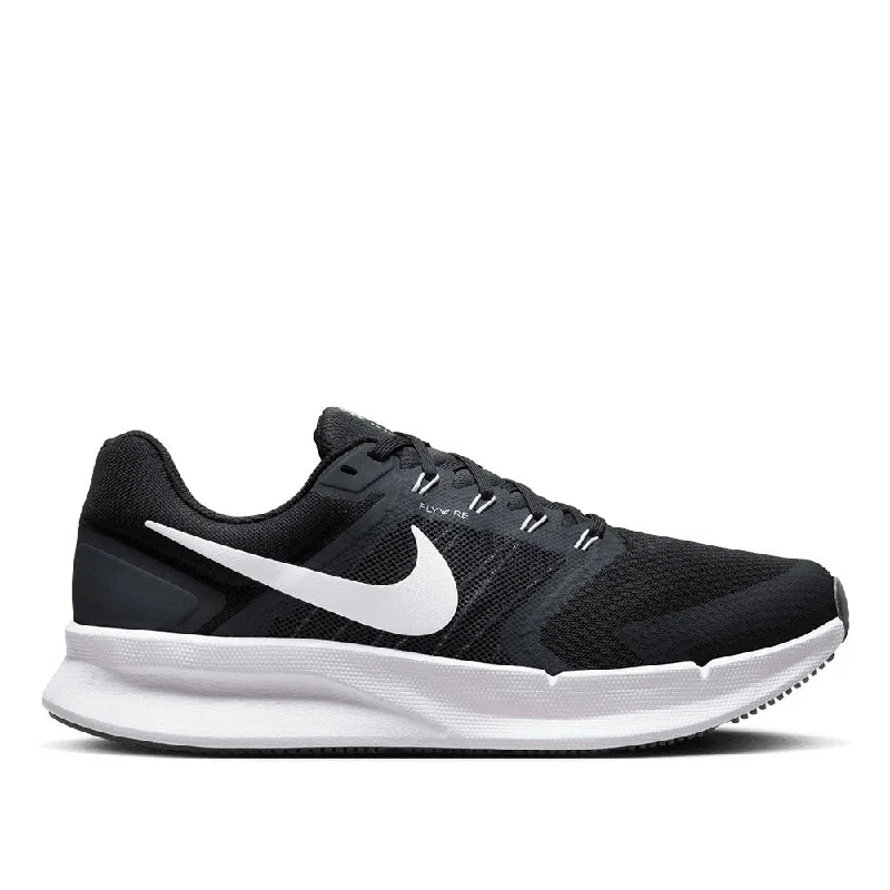 Trail - running men's shoes with a rugged outsoleNike Men's Run Swift 3 Road Running Shoes Trail - running men's shoes with a rugged outsoleNike Men's Run Swift 3 Road Running Shoes