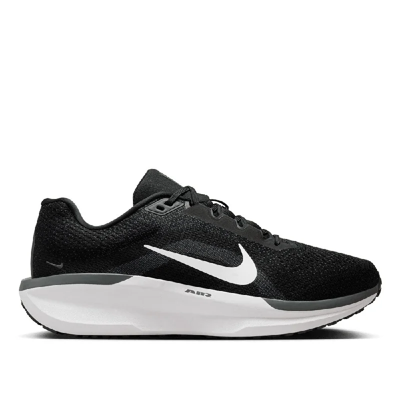 Trail - running men's shoes with a rugged outsoleNike Men's Winflo 11 Road Running Shoes