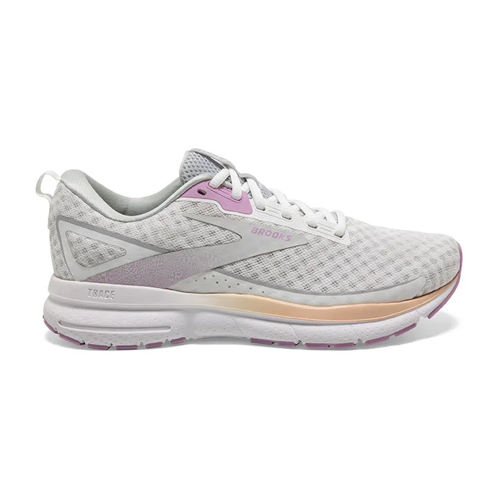 Minimalist men's running shoes for a natural feelWomen's Brooks Trace 3