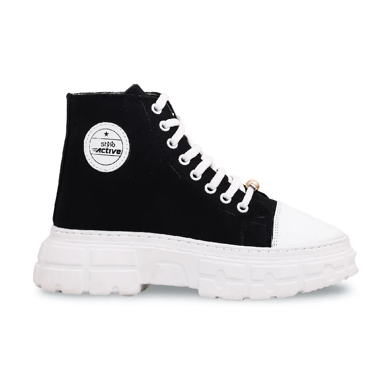 Men's sneakers in a bold color like neon greenBlack High Ankle Sneaker AT7253