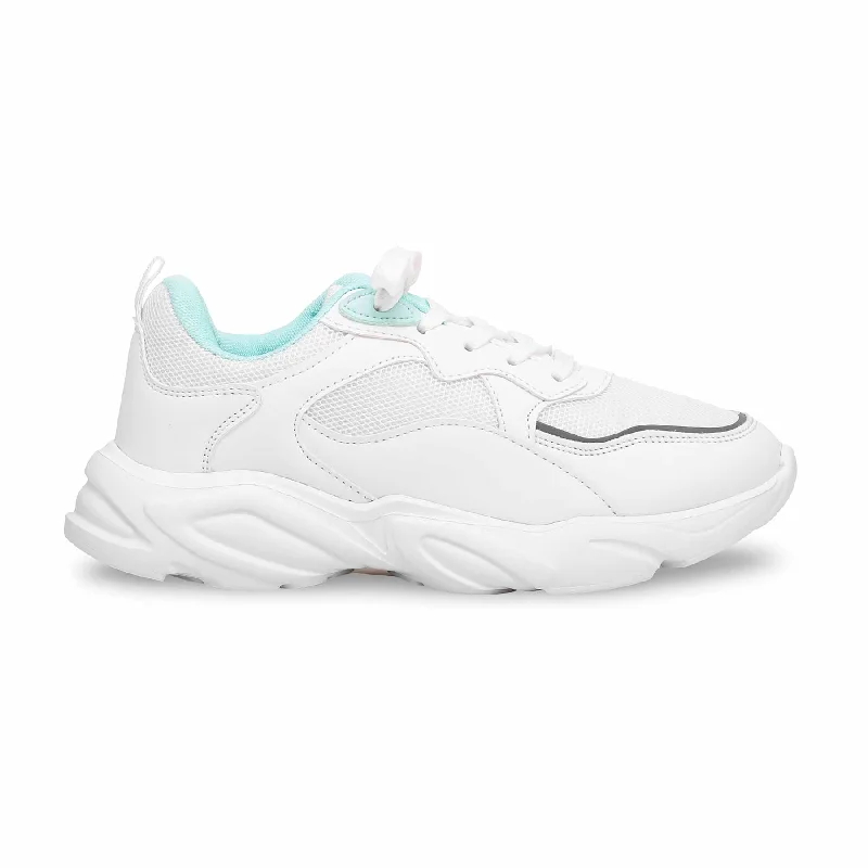 Men's sneakers in a bold color like neon greenGreen Casual Sneaker AT7263