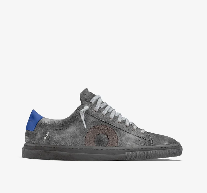 Men's sneakers with a stretchy side panel for flexibilityLow 1 | Pigment