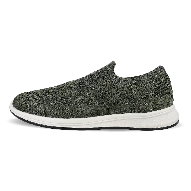 Men's walking shoes with a brightly colored designMen's Daily Wear - Walking Shoes - WS6094 Olive