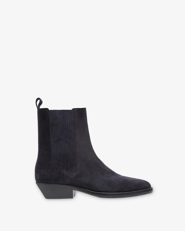 Men's ankle boots with a metallic accentDelena Low Boots