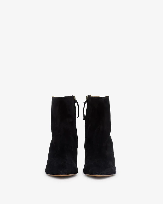 Leather - lined men's ankle boots for a luxurious feelDeone boots