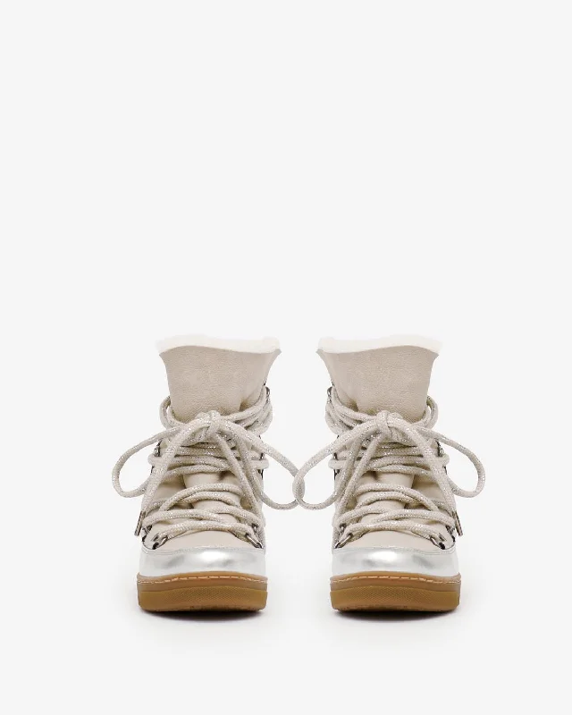Zip - up men's ankle boots for easy on and offNowles Snow Boots
