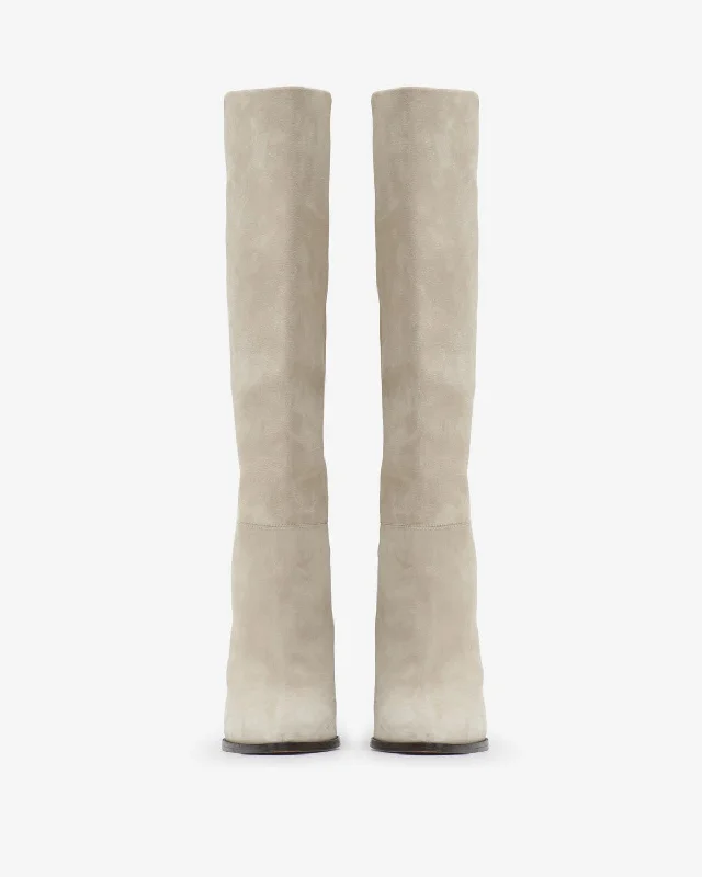 Men's ankle boots with a high - traction sole for safetyRIRIO BOOTS