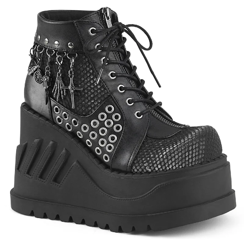 Suede men's ankle boots with a classic buckle designStomp-18