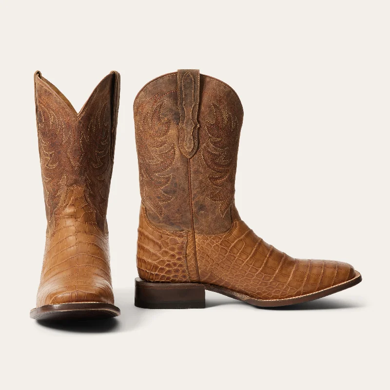Men's western boots with a high - heeled design and a pointed toeAces Alligator Boots