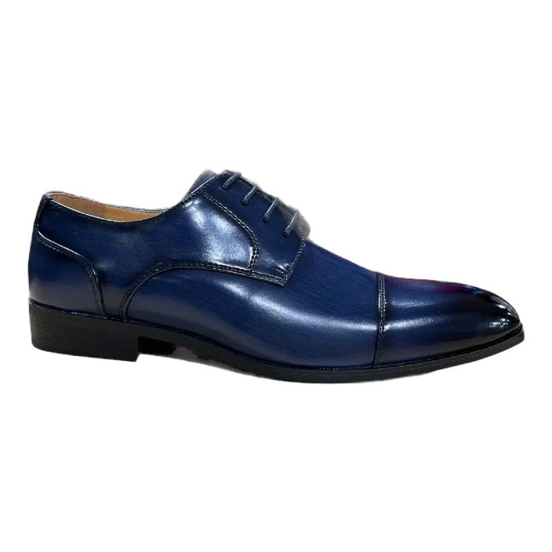 Men's formal shoes with a decorative perforationANTONIO CERRELLI: Smooth Oxford 6782