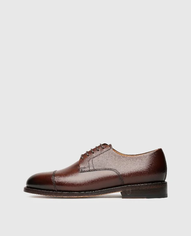 Men's boat shoes in a two - tone color schemeElla CD - Black Brown