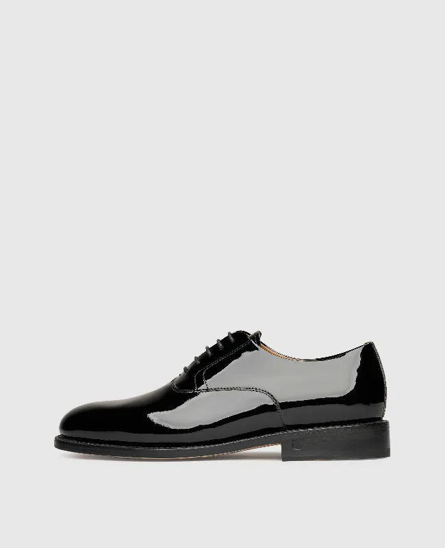 Low - top men's boat shoes for a sleek appearanceElla PO - Black
