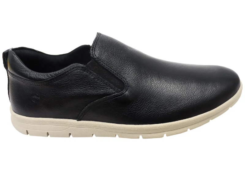 Men's formal shoes with a decorative perforationFerricelli Pauly Mens Leather Dress Casual Shoes Made In Brazil