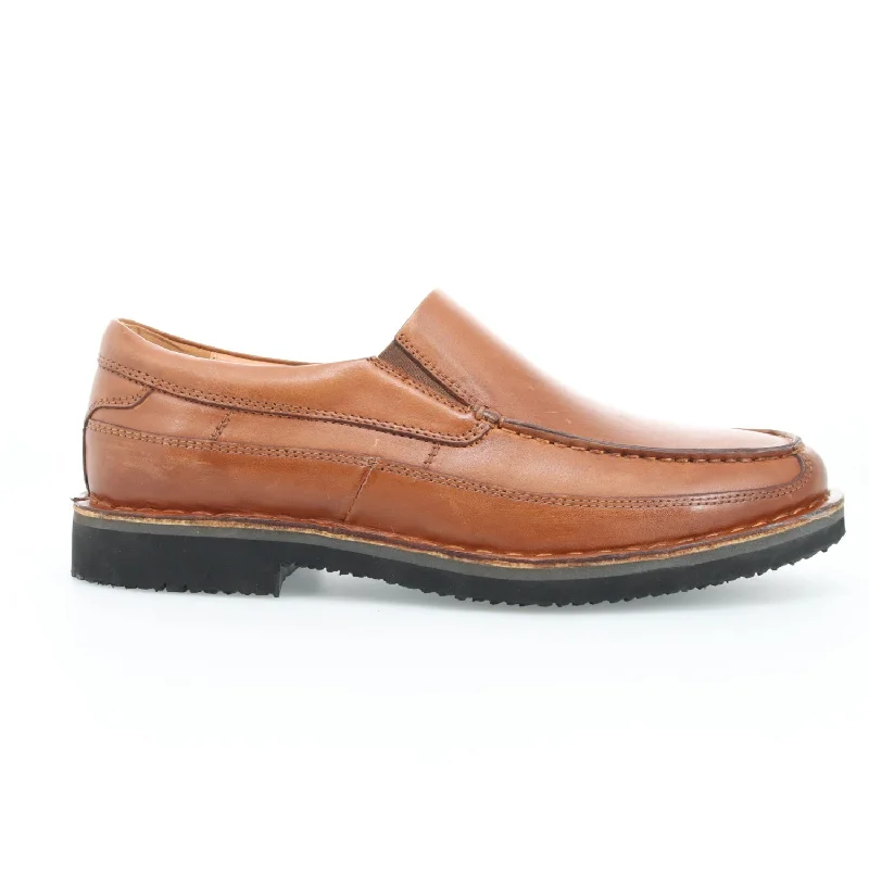 Men's formal shoes in a black or brown leatherFlynn Slip On Moc Toe Dress Shoes