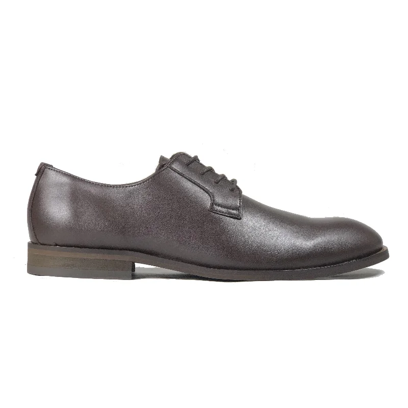 Men's formal shoes with a leather lining for breathability'Gideon' classic vegan derby round toe by Zette Shoes - dark chestnut