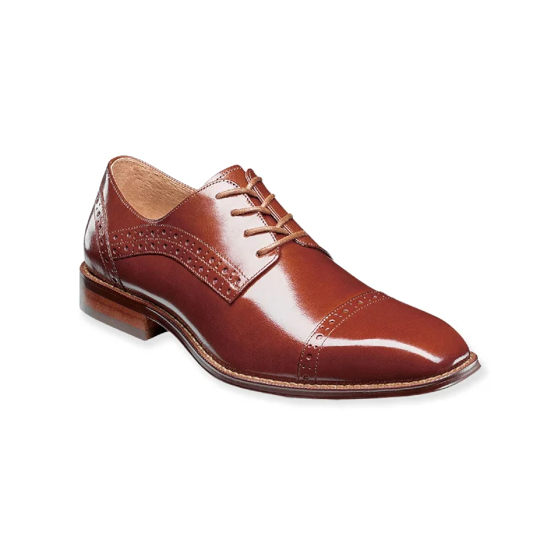 Men's formal shoes with a pointed toe for a stylish lookStacy Adams: Garrett 25543