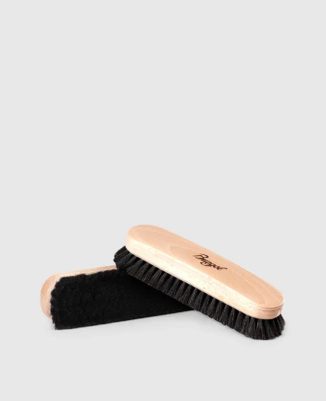Men's boat shoes with a tassel detailYak Hair Brush - Dark